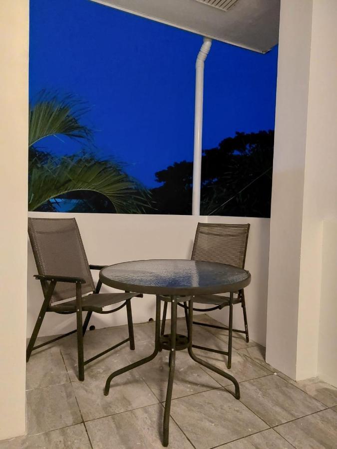 Bonsai Jacuzzi Suites Panglao Exterior foto